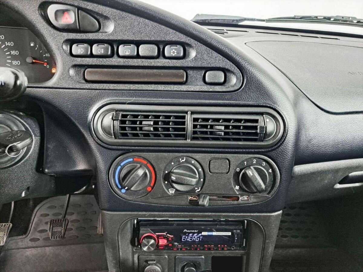 Купить Chevrolet Niva, 2016, 92 110 км, фото №13