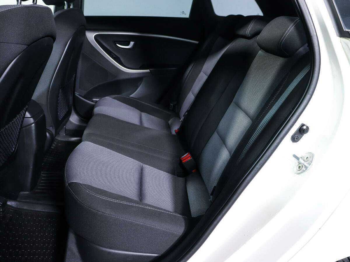 Купить Hyundai i30, 2013, 57 500 км, фото №8