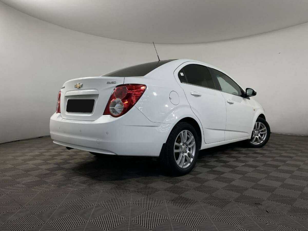 Купить Chevrolet Aveo, 2015, 103 623 км, фото №4