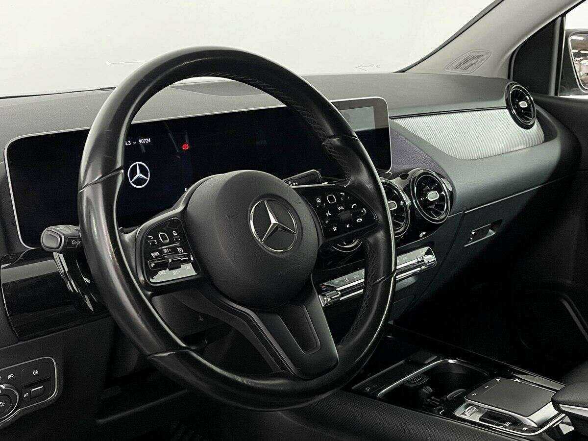 Купить Mercedes-Benz B-Класс 180, 2018, 90 250 км, фото №13