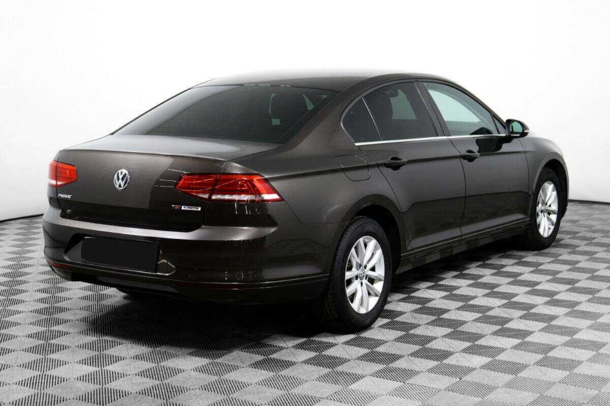 Купить Volkswagen Passat, 2016, 130 800 км, фото №5