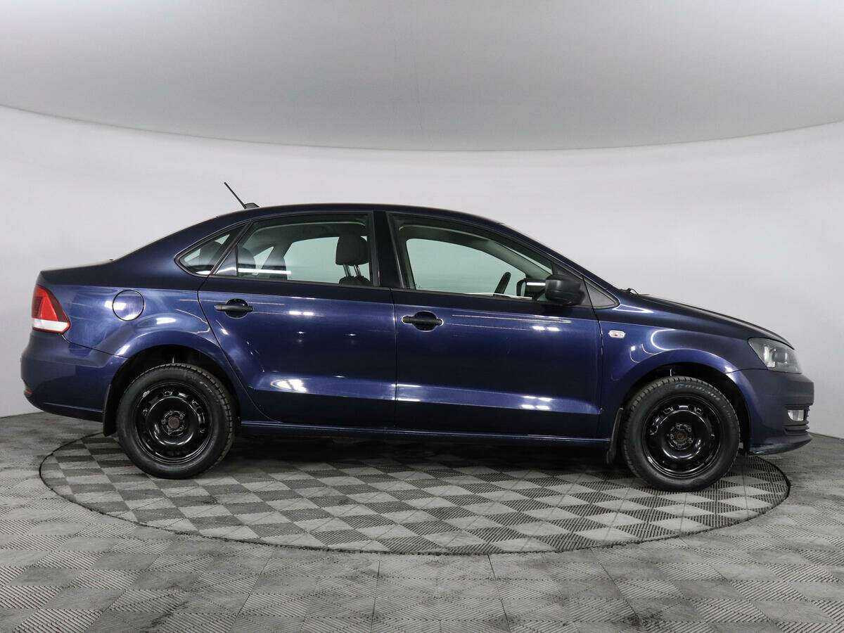 Купить Volkswagen Polo, 2017, 81 500 км, фото №4