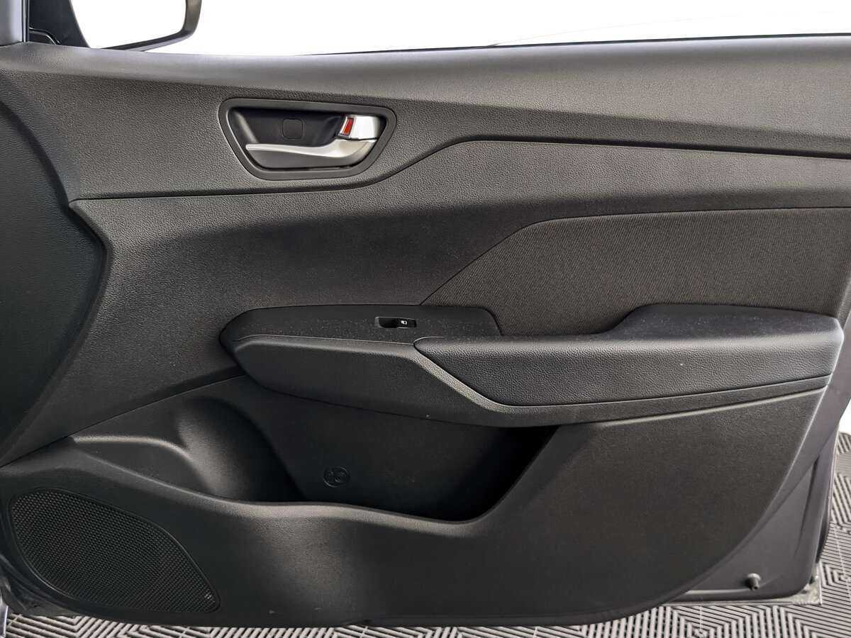 Купить Hyundai Solaris, 2021, 26 740 км, фото №23