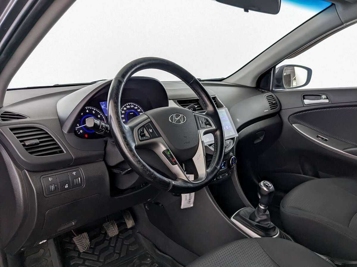Купить Hyundai Solaris, 2016, 85 596 км, фото №14