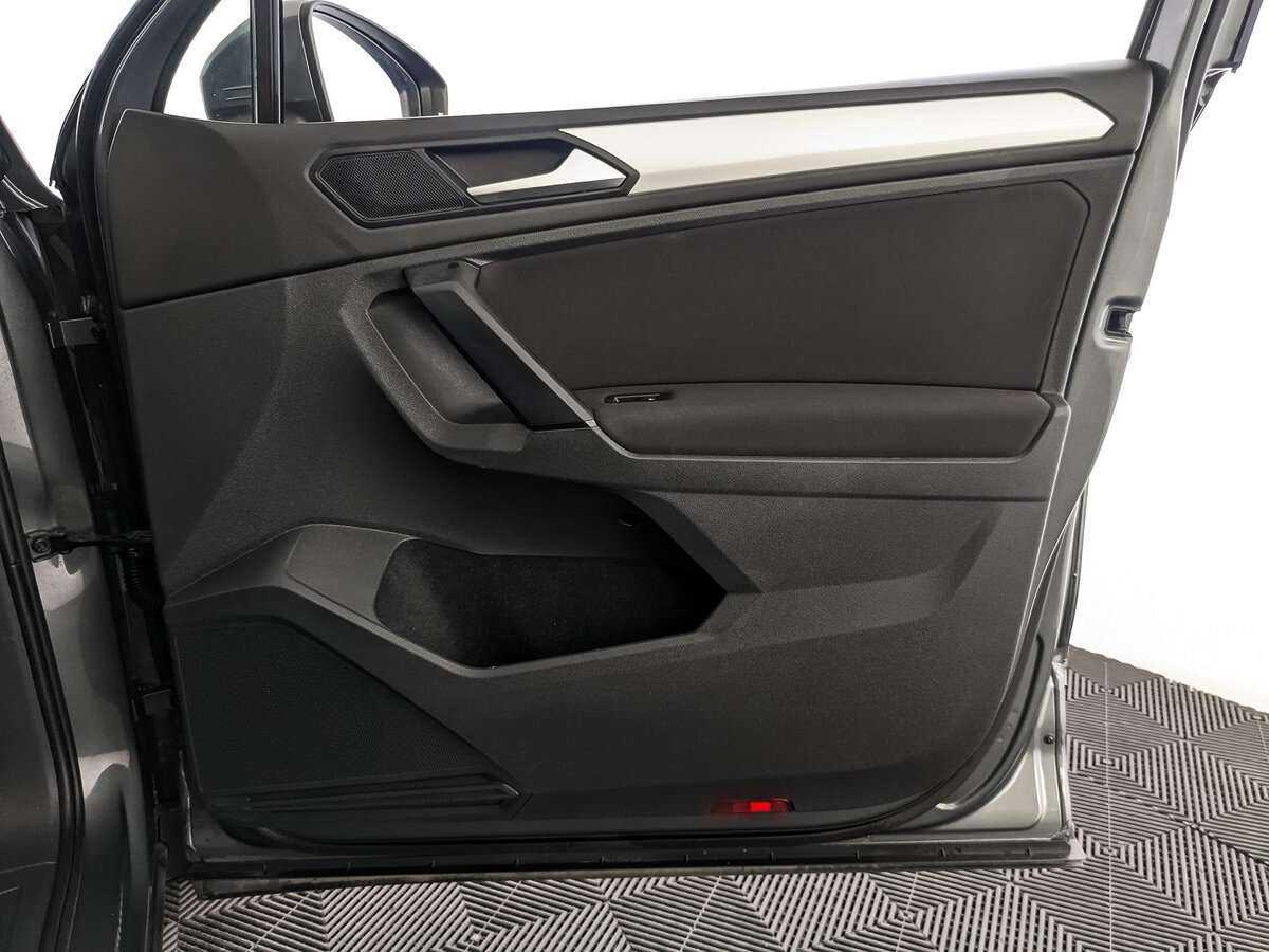 Купить Volkswagen Tiguan, 2021, 92 612 км, фото №18