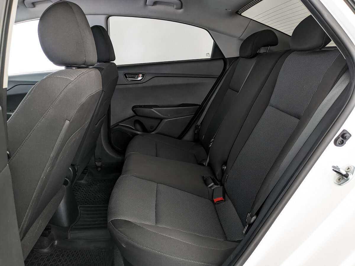 Купить Hyundai Solaris, 2021, 52 643 км, фото №14