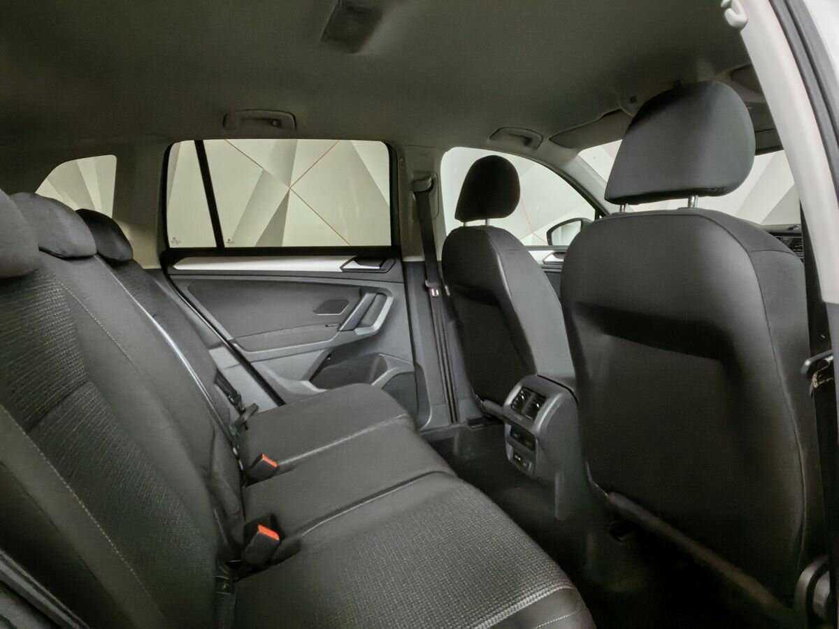 Купить Volkswagen Tiguan, 2020, 60 781 км, фото №16
