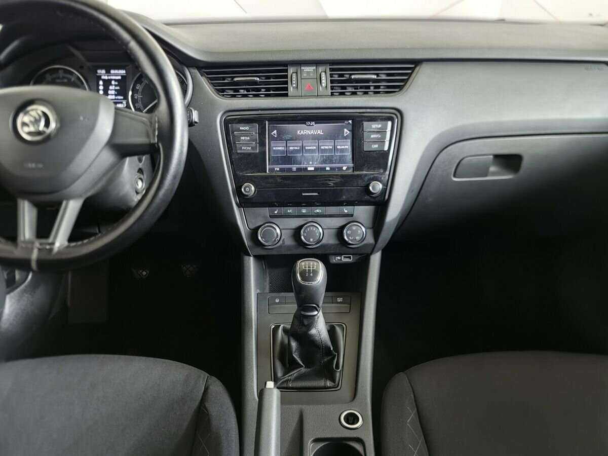 Купить Skoda Octavia, 2019, 247 658 км, фото №11
