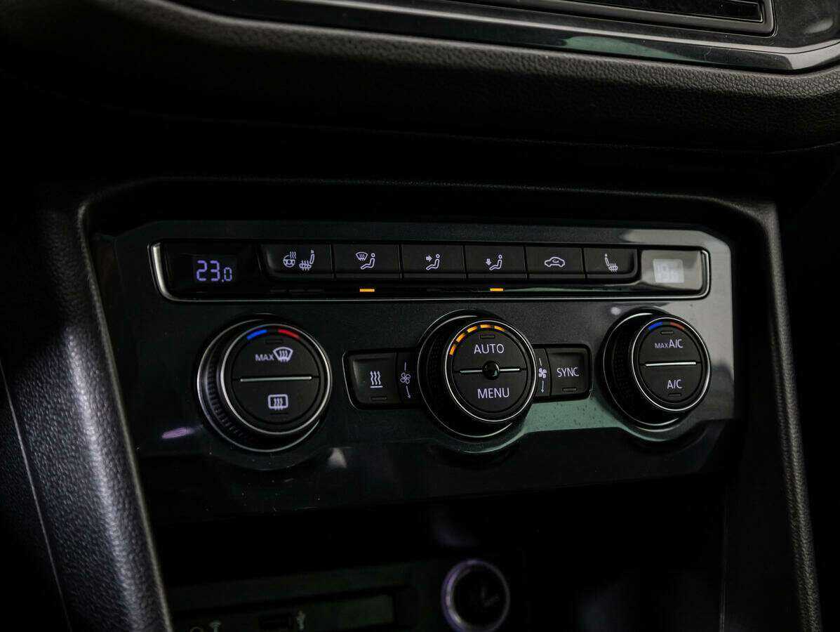 Купить Volkswagen Tiguan, 2017, 133 000 км, фото №16