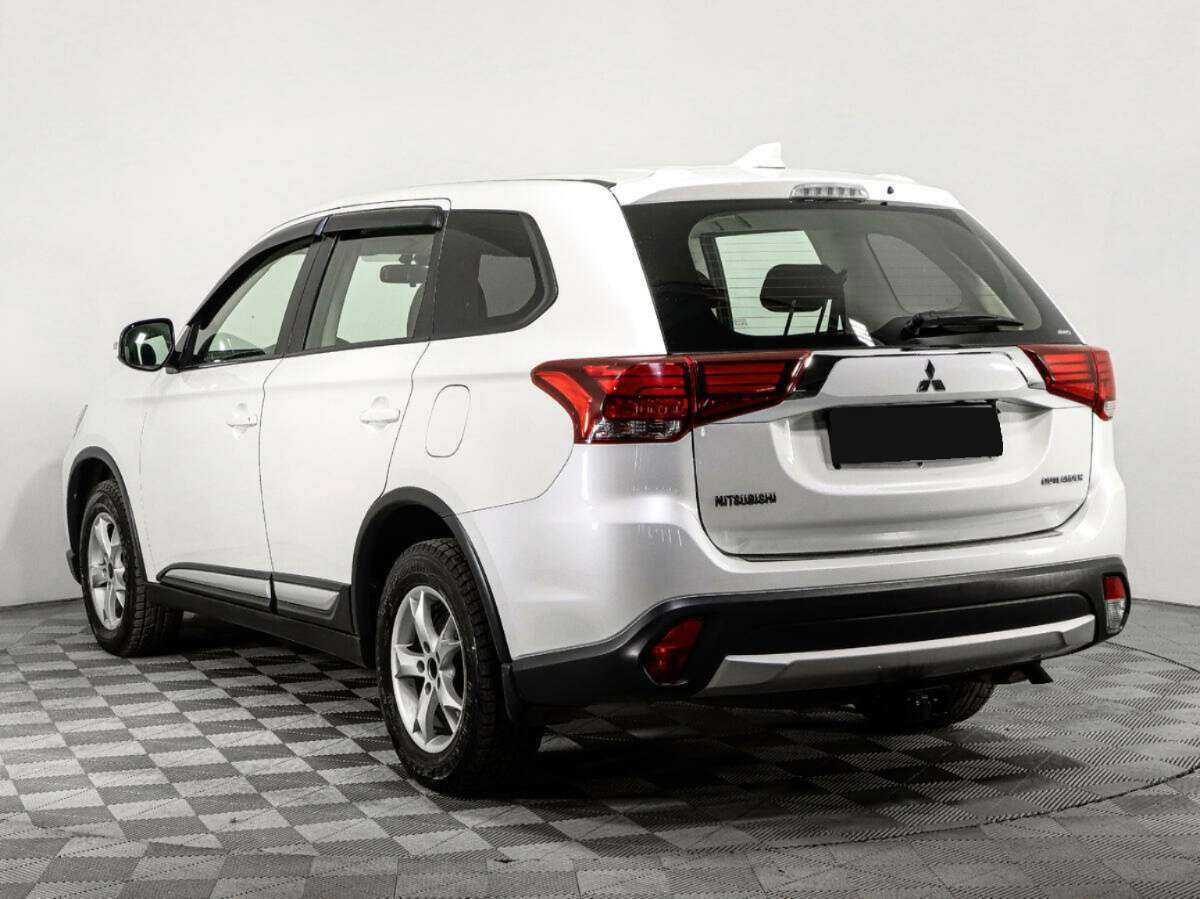 Купить Mitsubishi Outlander, 2018, 203 347 км, фото №6