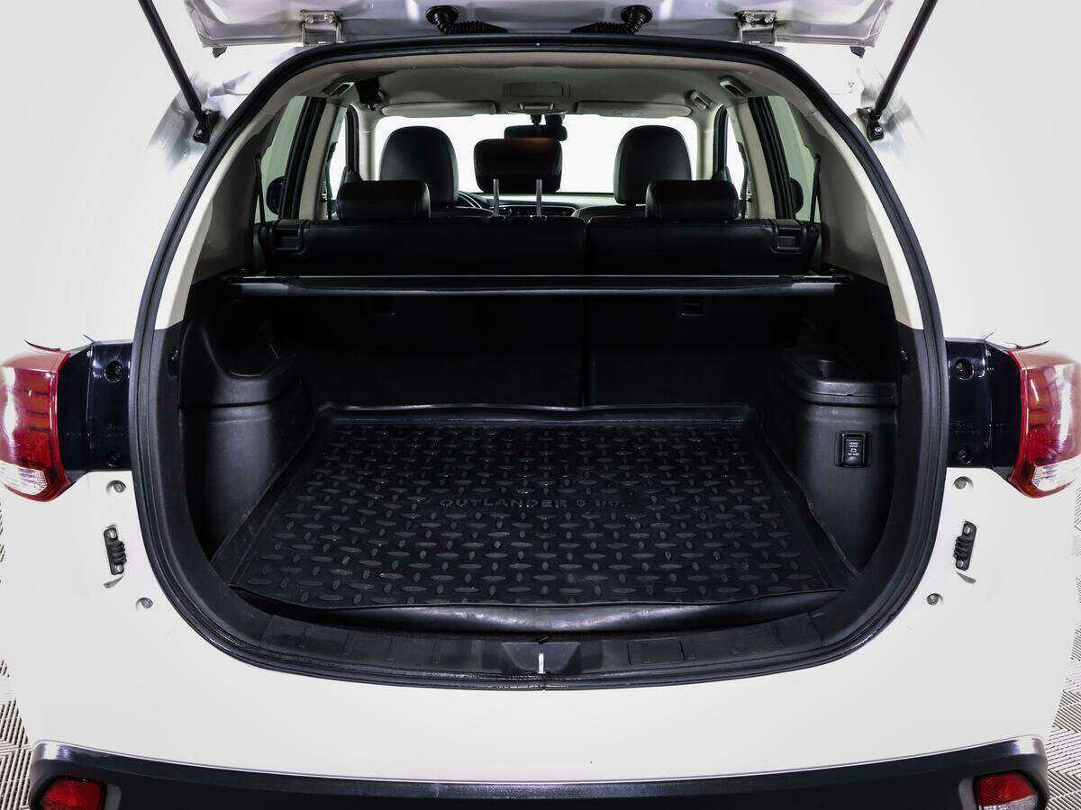 Купить Mitsubishi Outlander, 2017, 108 883 км, фото №11