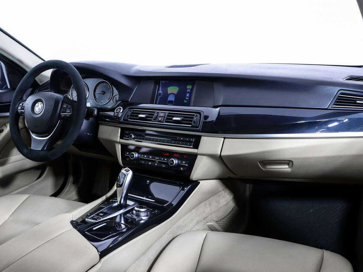 Купить BMW 5 серии 520i, 2012, 190 000 км, фото №9