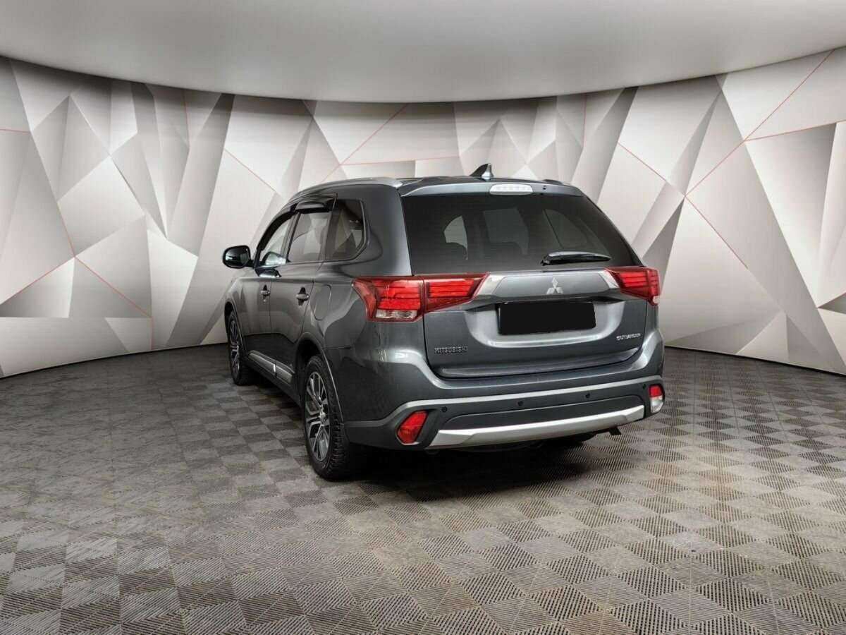 Купить Mitsubishi Outlander, 2017, 147 097 км, фото №4