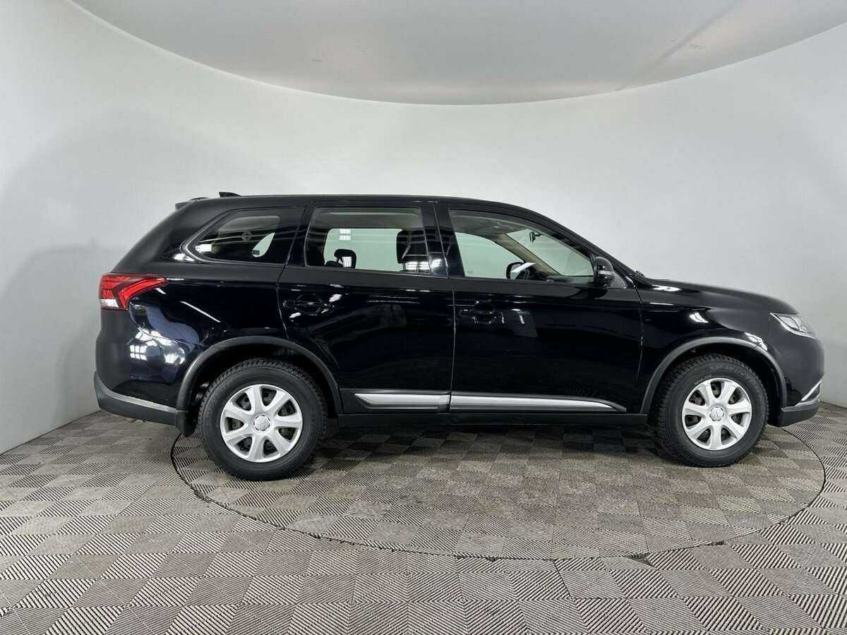 Купить Mitsubishi Outlander, 2017, 146 761 км, фото №4
