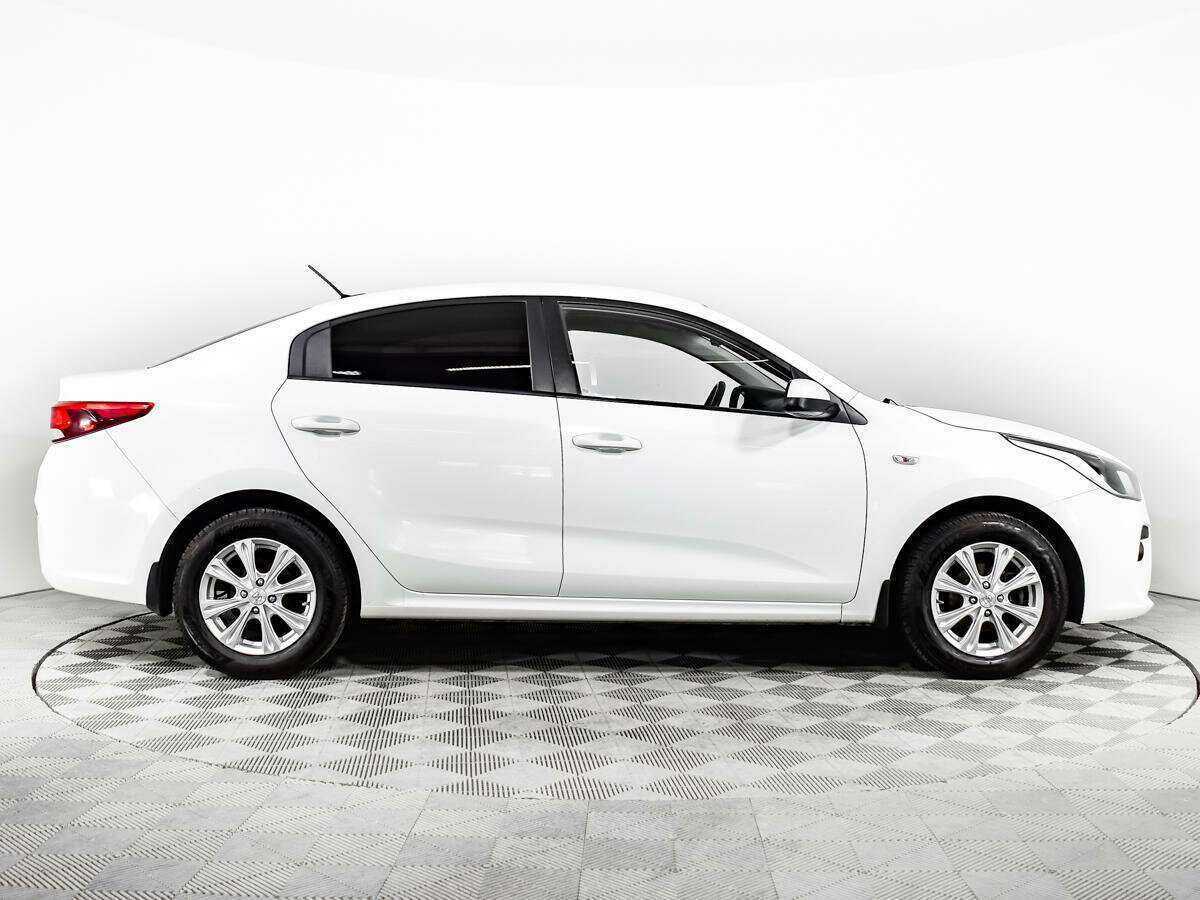 Купить Kia Rio, 2017, 119 844 км, фото №4