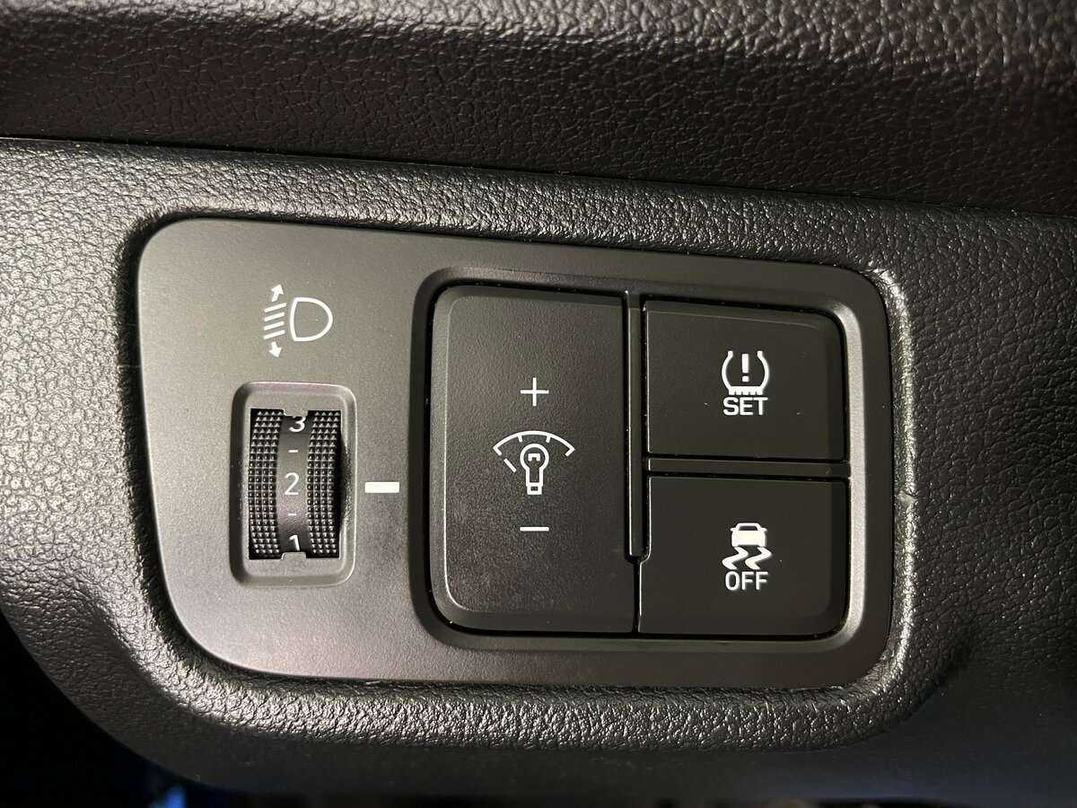 Купить Hyundai Solaris, 2017, 120 850 км, фото №19