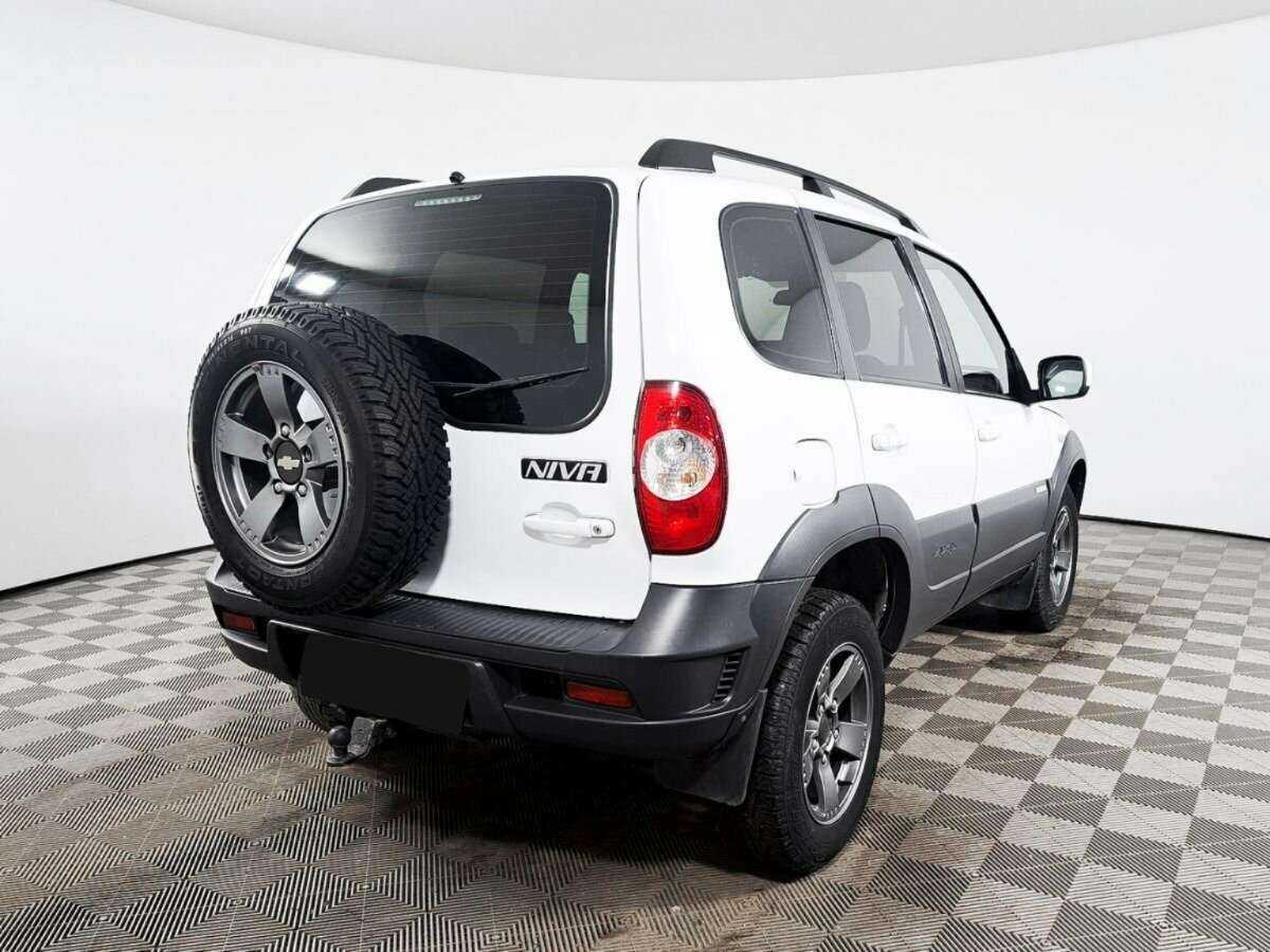 Купить Chevrolet Niva, 2017, 80 000 км, фото №4