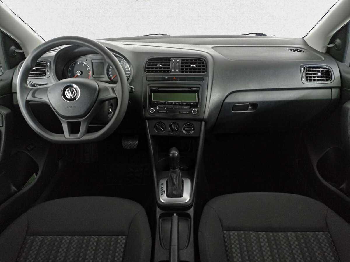 Купить Volkswagen Polo, 2017, 70 203 км, фото №12