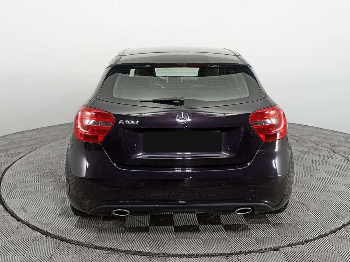 Купить Mercedes-Benz A-Класс 180, 2014, 130 384 км, фото №5