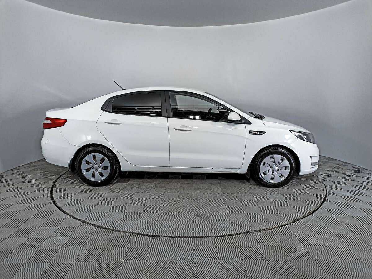 Купить Kia Rio 5-speed, 2014, 189 716 км, фото №4