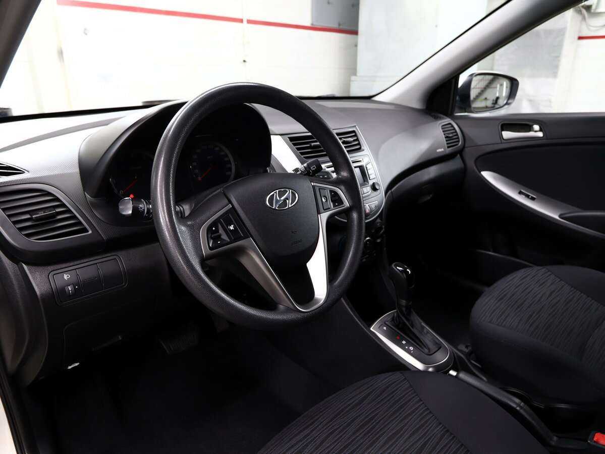 Купить Hyundai Solaris, 2015, 136 000 км, фото №6