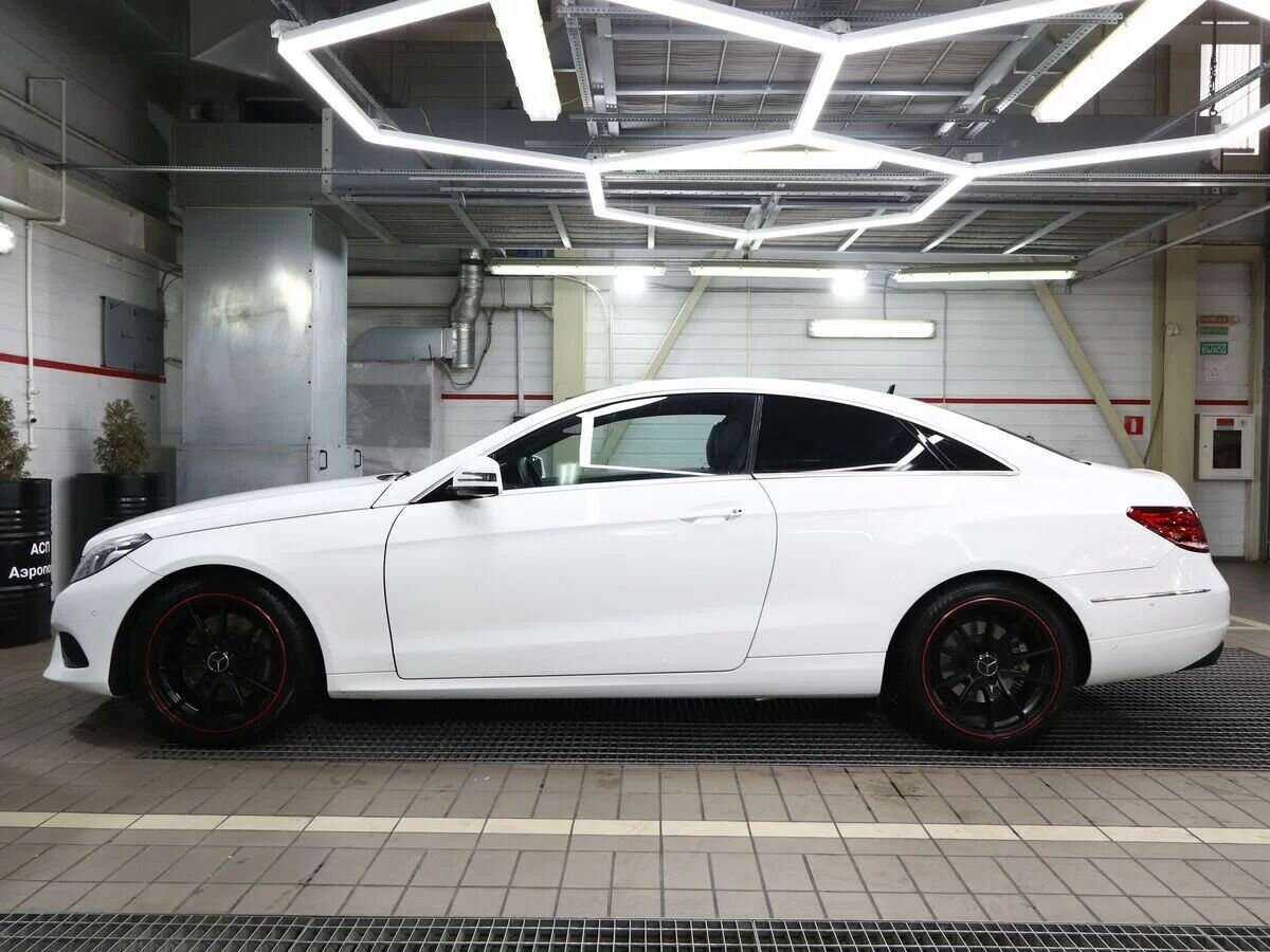 Купить Mercedes-Benz E-Класс 200, 2013, 266 000 км, фото №4
