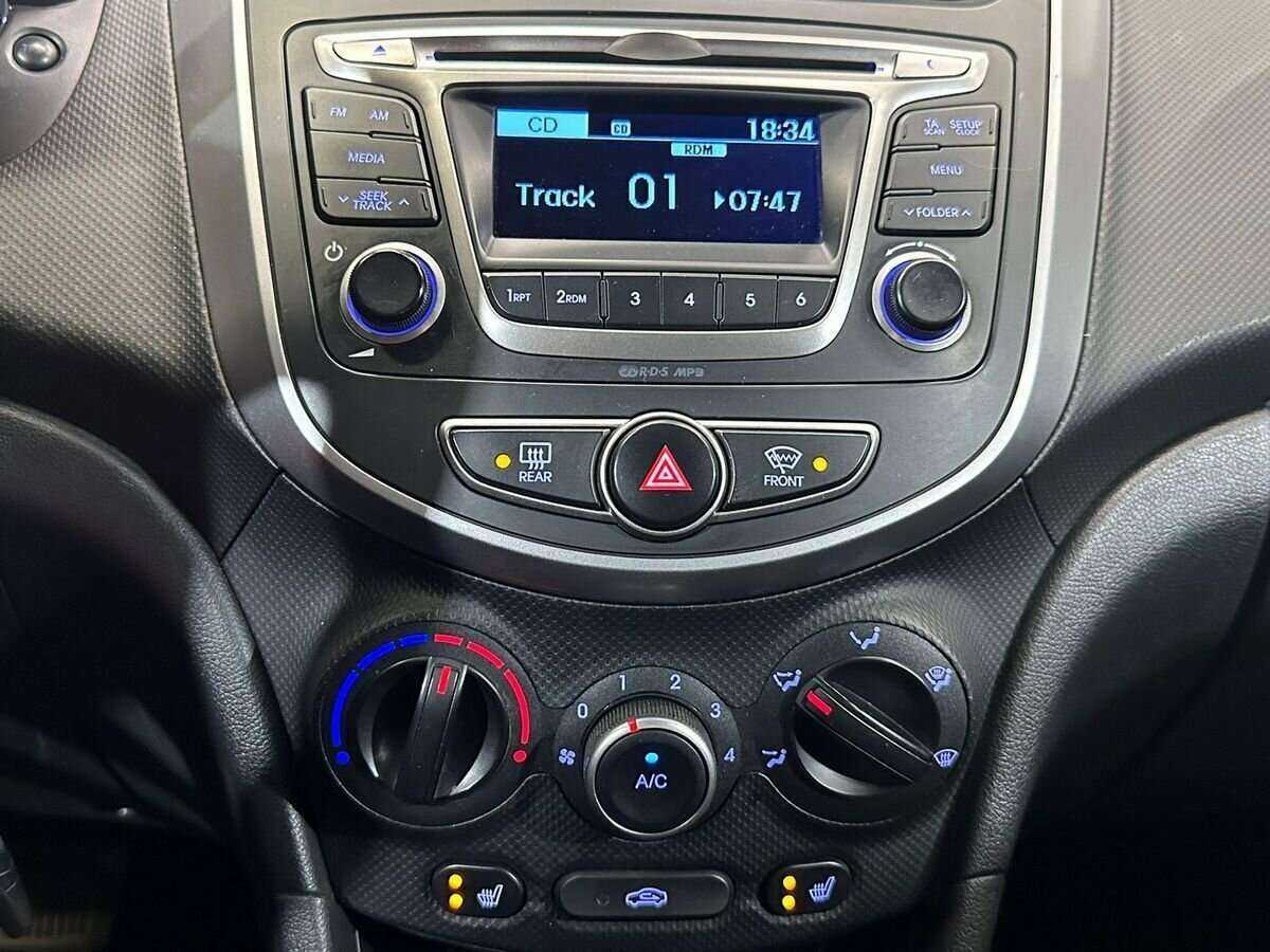 Купить Hyundai Solaris, 2015, 174 921 км, фото №13