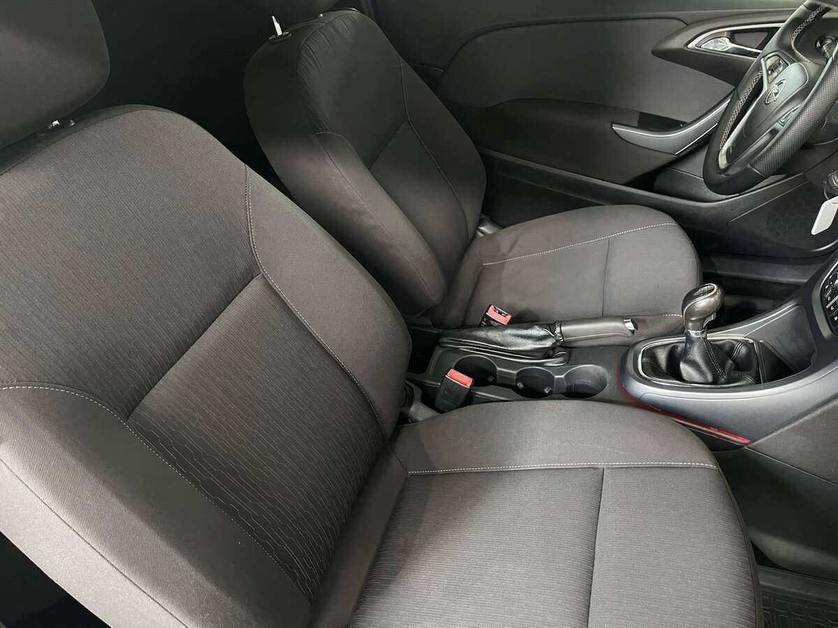 Купить Opel Astra GTC, 2012, 186 521 км, фото №16