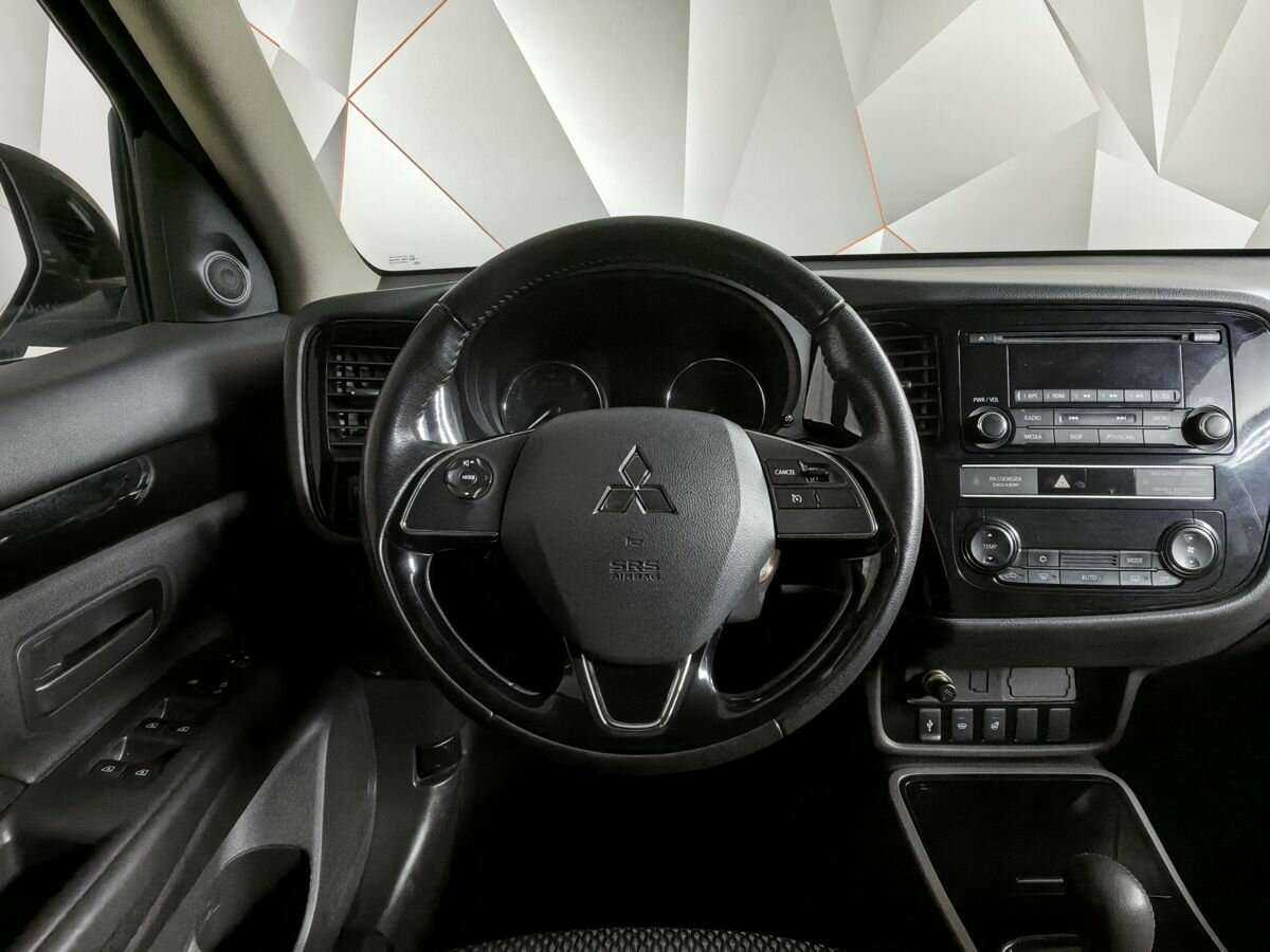 Купить Mitsubishi Outlander, 2018, 117 219 км, фото №13