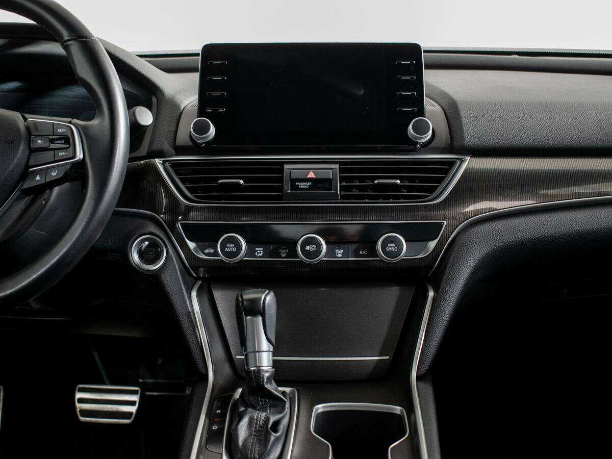 Купить Honda Accord, 2022, 13 564 км, фото №9