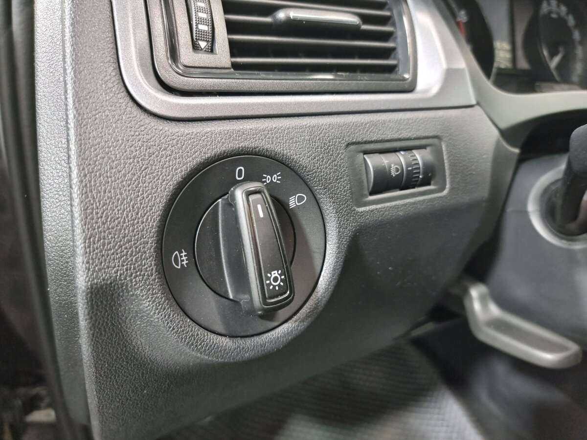 Купить Skoda Rapid, 2019, 107 000 км, фото №7