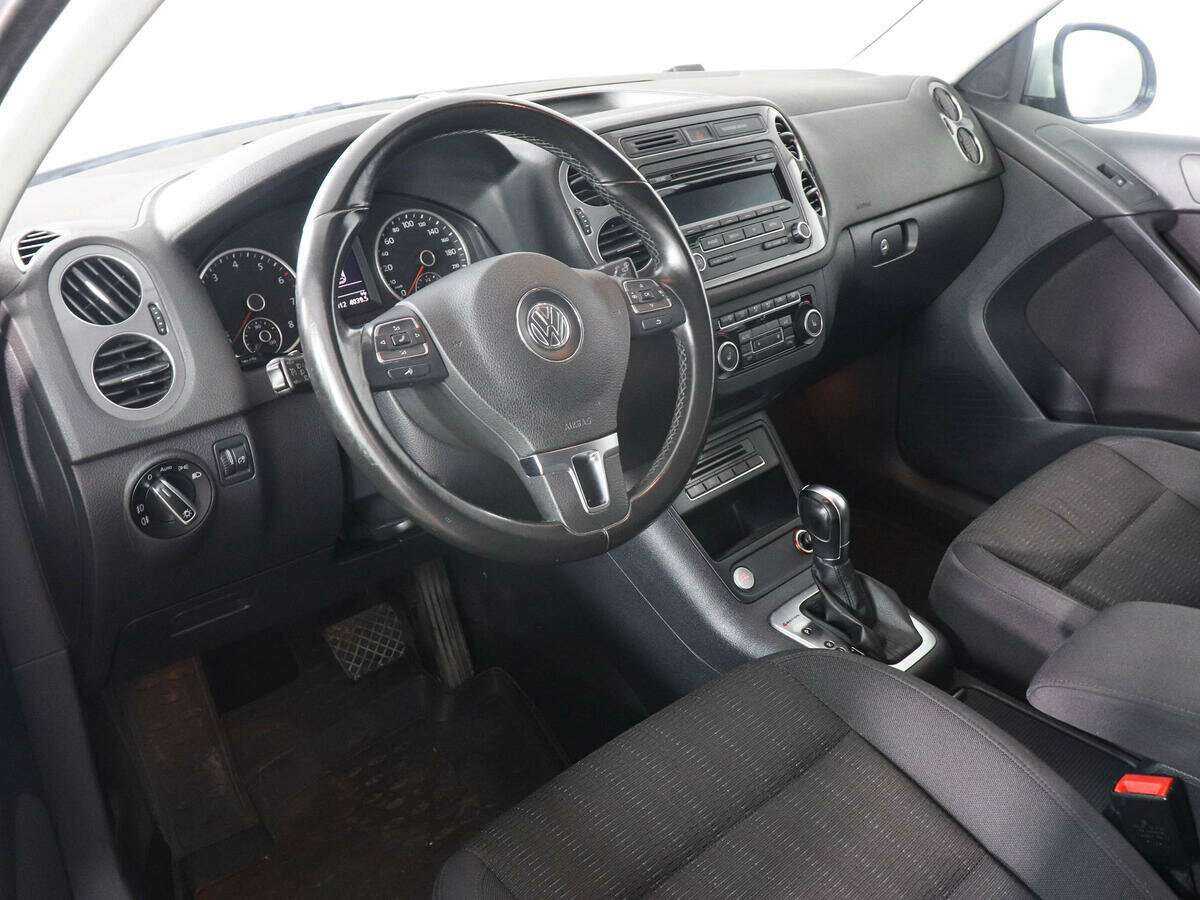Купить Volkswagen Tiguan, 2012, 169 919 км, фото №9