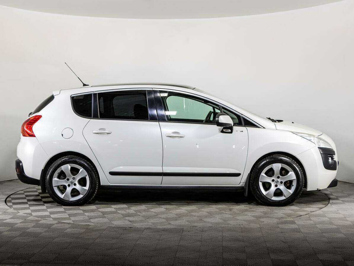 Купить Peugeot 3008, 2012, 233 000 км, фото №4