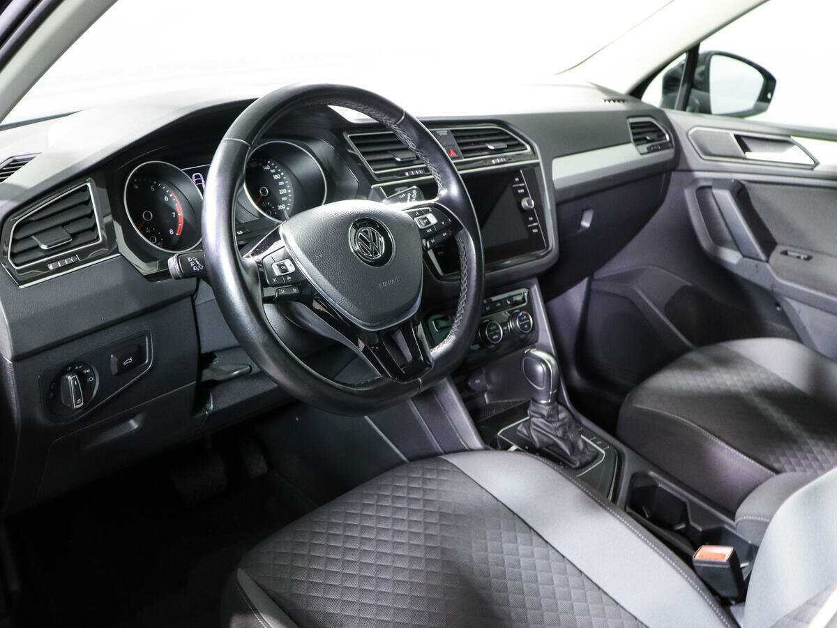Купить Volkswagen Tiguan L, 2019, 74 900 км, фото №12