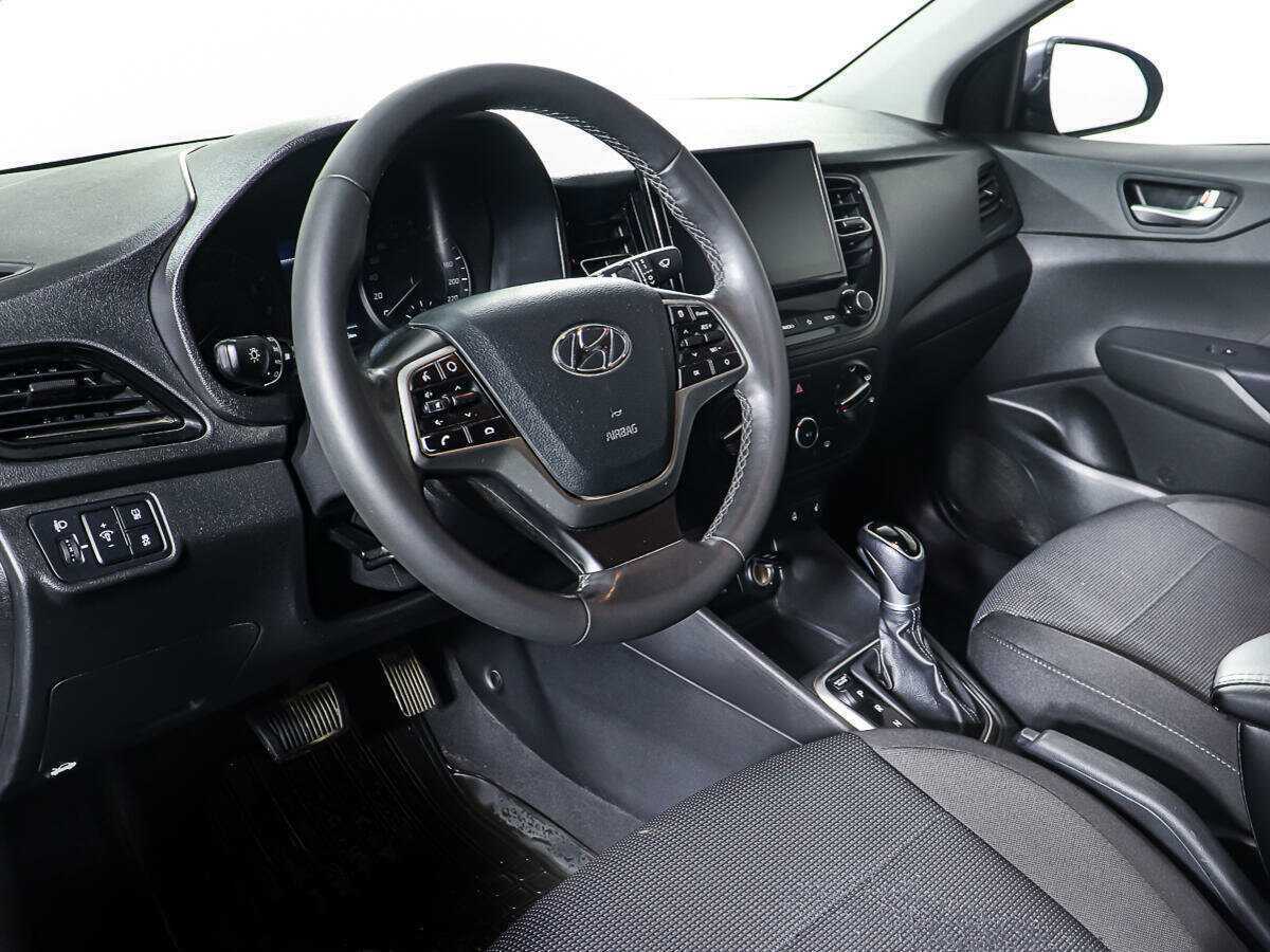 Купить Hyundai Solaris, 2021, 52 326 км, фото №13