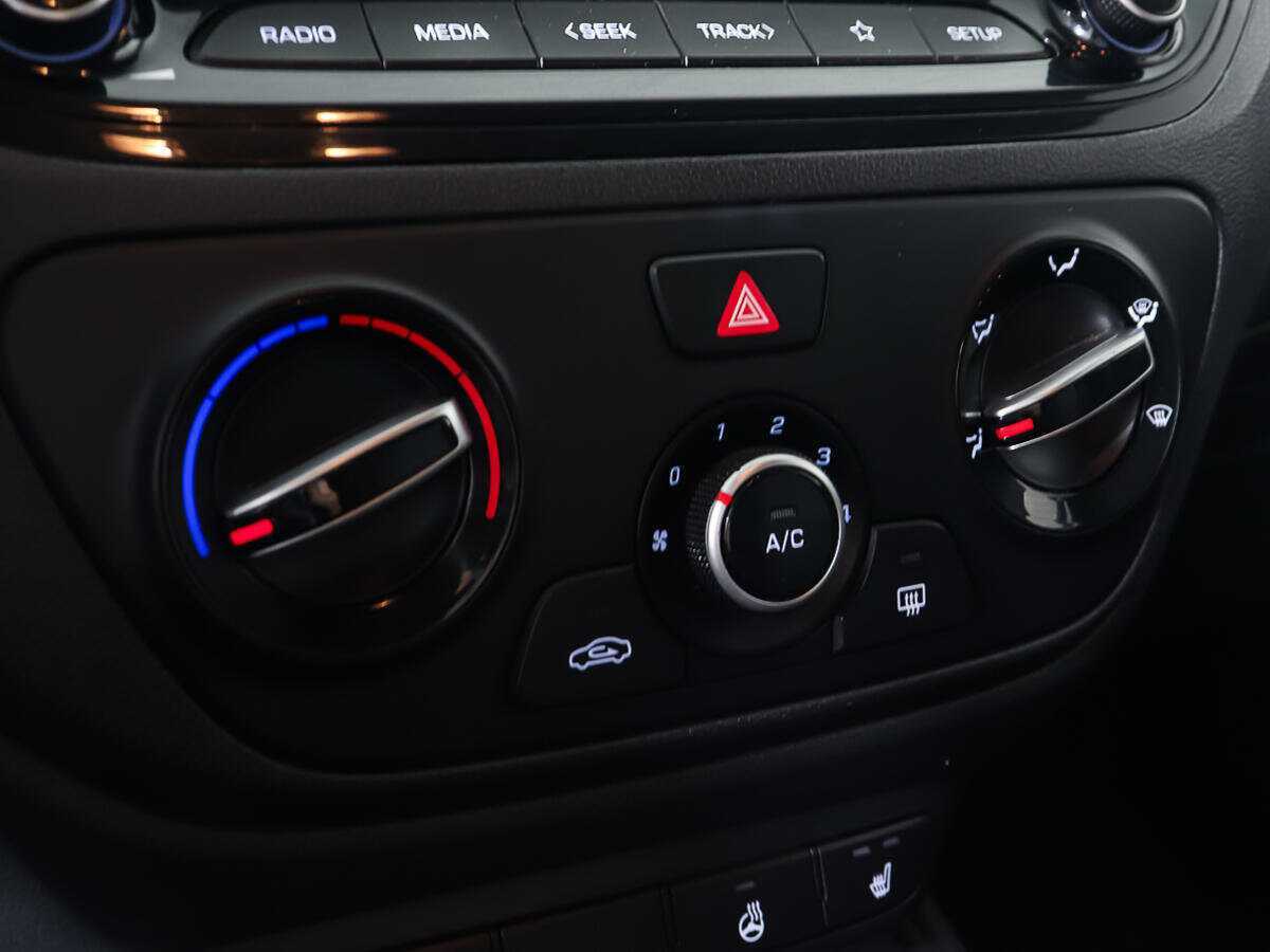 Купить Hyundai Solaris, 2021, 52 326 км, фото №17