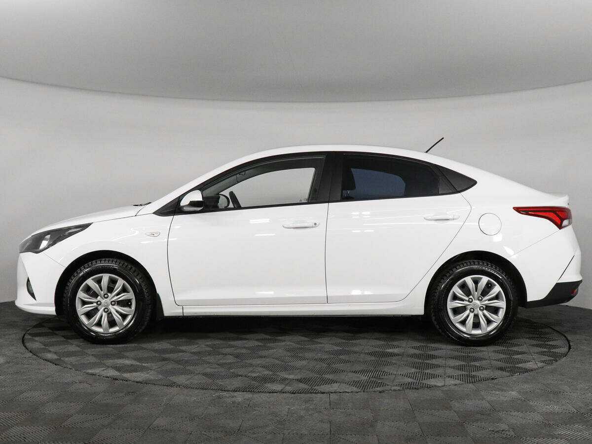 Купить Hyundai Solaris, 2021, 44 701 км, фото №8