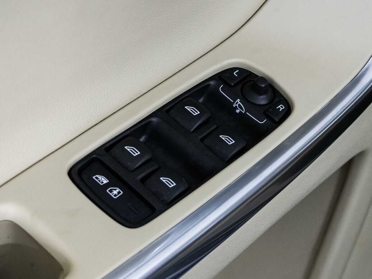 Купить Volvo XC60, 2016, 60 990 км, фото №12