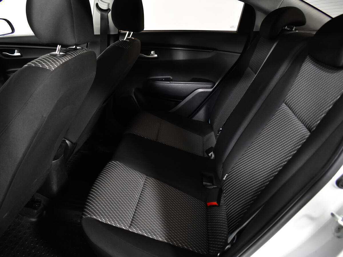 Купить Kia Rio, 2017, 123 584 км, фото №10