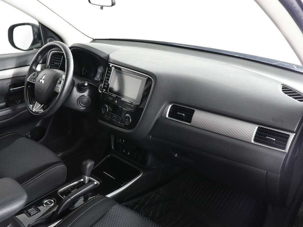 Купить Mitsubishi Outlander, 2018, 88 885 км, фото №10