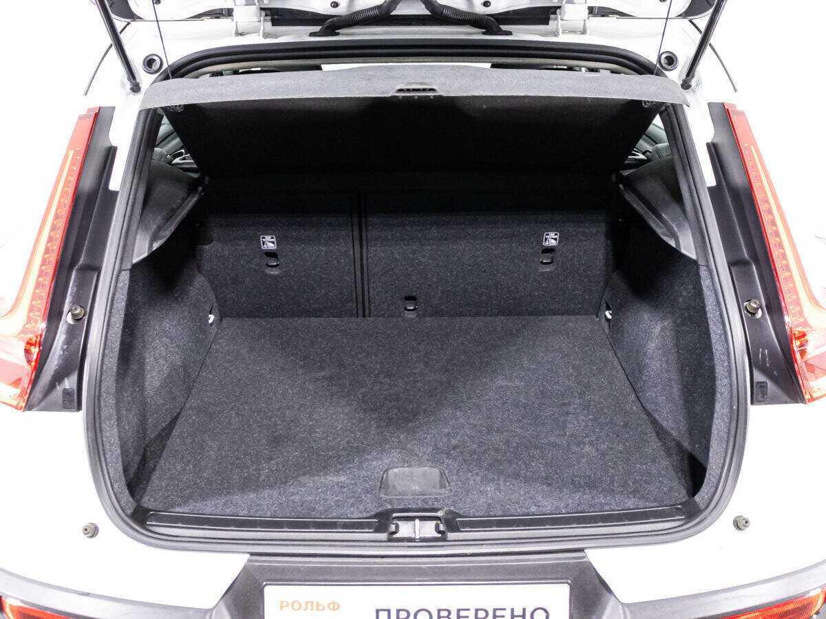 Купить Volvo XC40, 2018, 149 672 км, фото №15