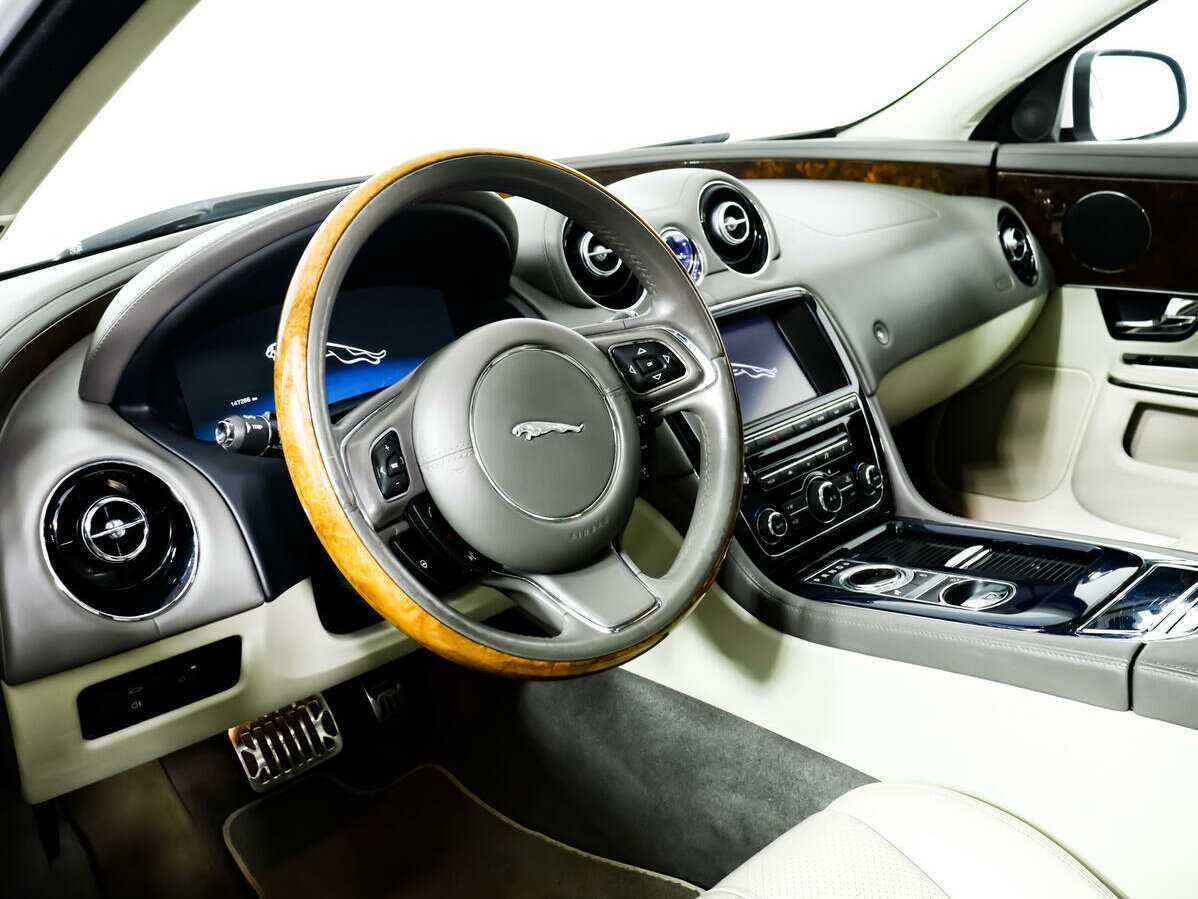 Купить Jaguar XJ, 2012, 147 000 км, фото №12