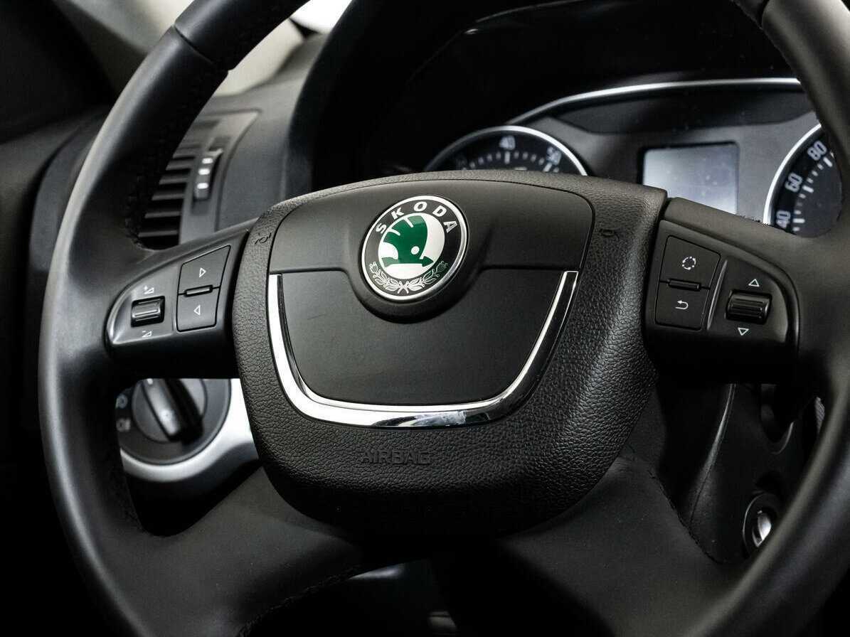 Купить Skoda Octavia, 2013, 259 658 км, фото №12