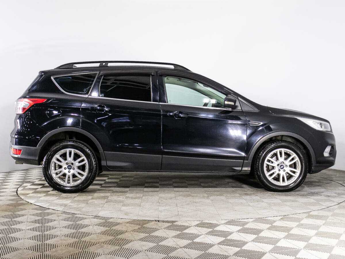 Купить Ford Kuga, 2017, 181 002 км, фото №4