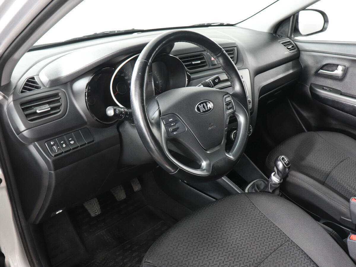 Купить Kia Rio, 2016, 81 158 км, фото №9