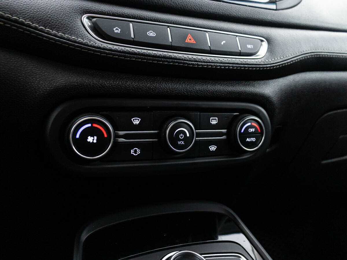 Купить CHERY Tiggo 7, 2019, 100 935 км, фото №17