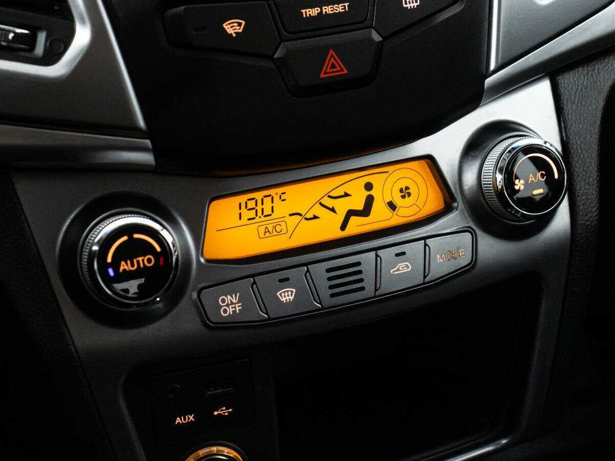 Купить SsangYong Actyon, 2014, 102 145 км, фото №15