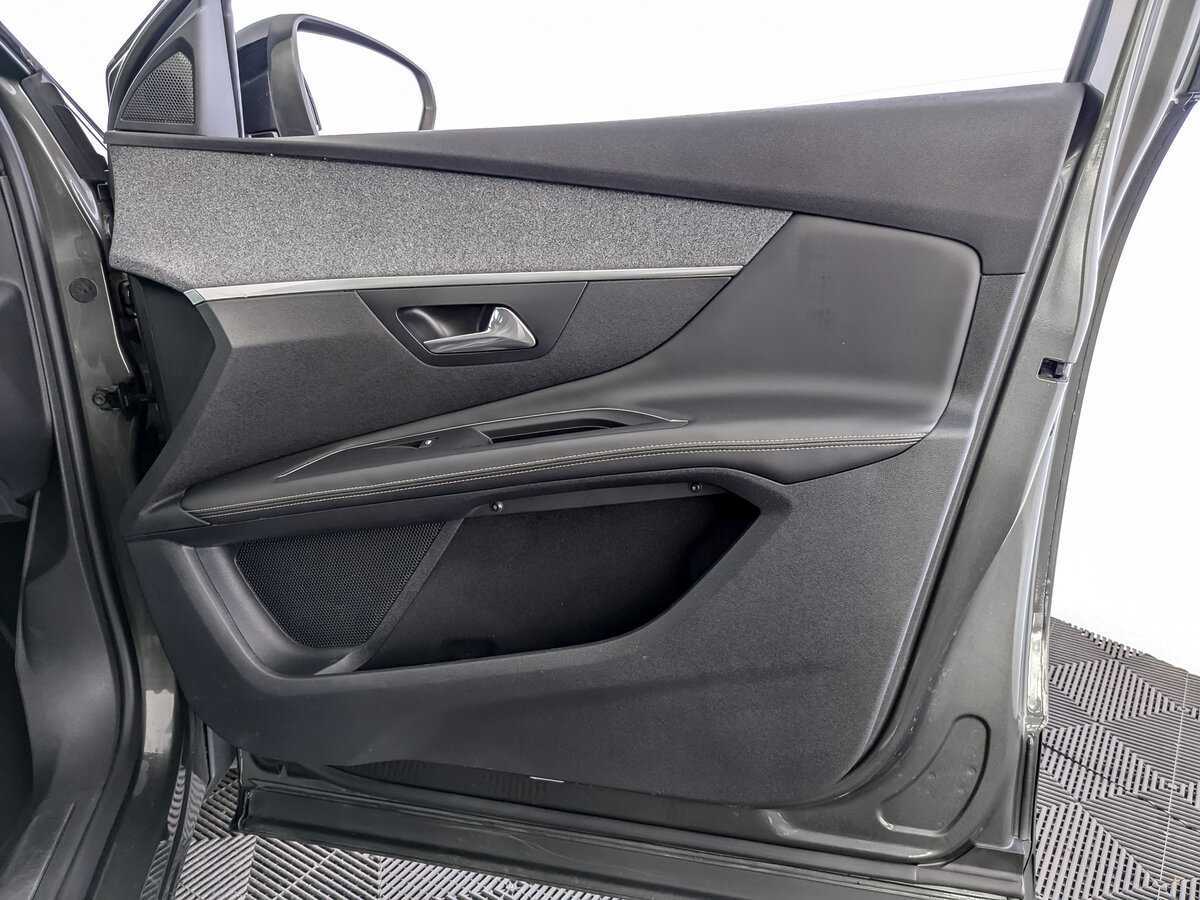 Купить Peugeot 3008, 2018, 106 782 км, фото №20