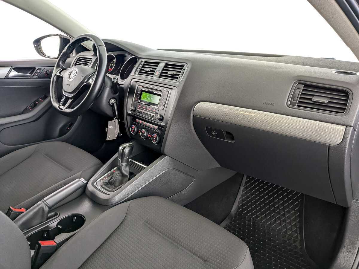 Купить Volkswagen Jetta, 2015, 153 855 км, фото №9