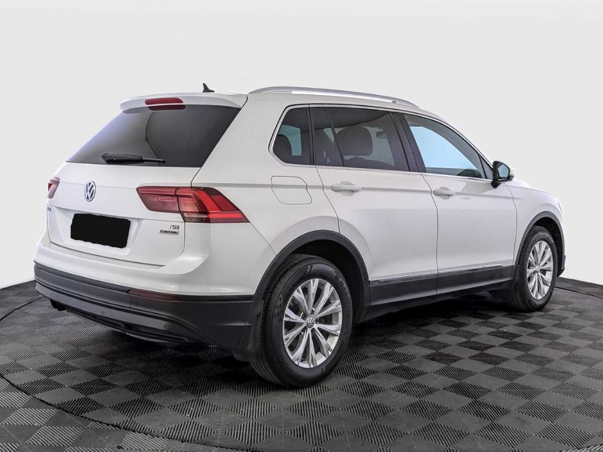 Купить Volkswagen Tiguan, 2017, 132 657 км, фото №5